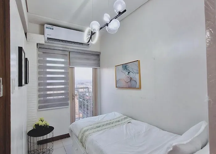 Coast Cozy Penthouse 2beds Manila